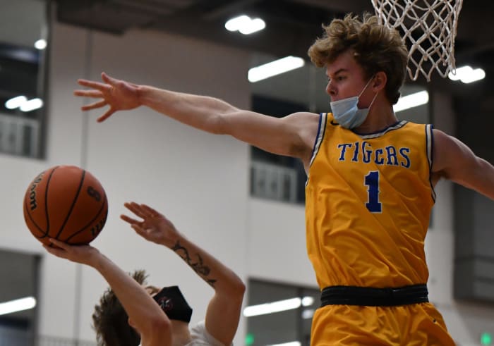 Sol Byles.Newberg.Taylor Balkom